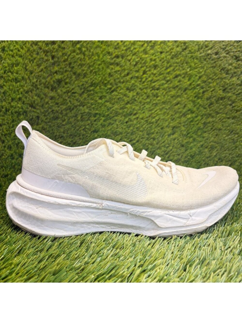 Nike ZoomX Invincible Run FK 3 Womens Size 8.5 Off White Running Shoes Sneakers
